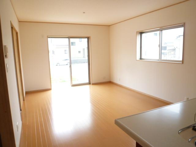 Living. Indoor (11 May 2013) Shooting