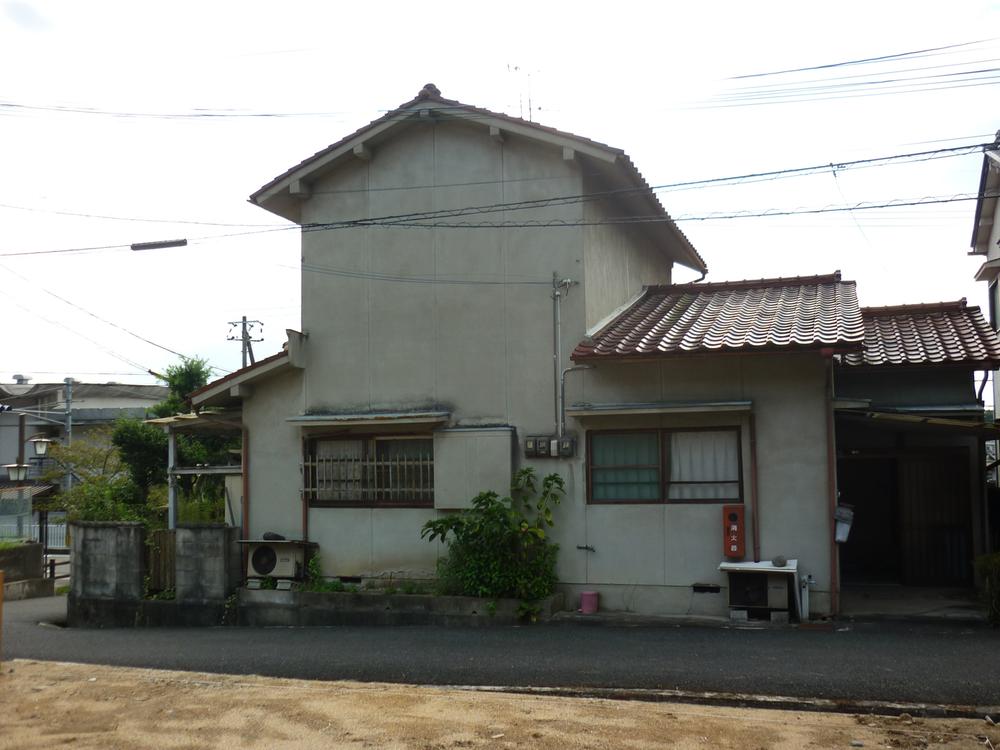 Local land photo. Local (10 May 2012) shooting