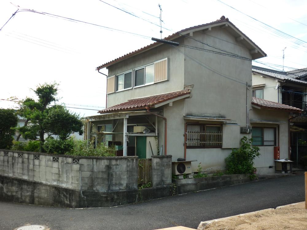 Local land photo. Local (10 May 2012) shooting