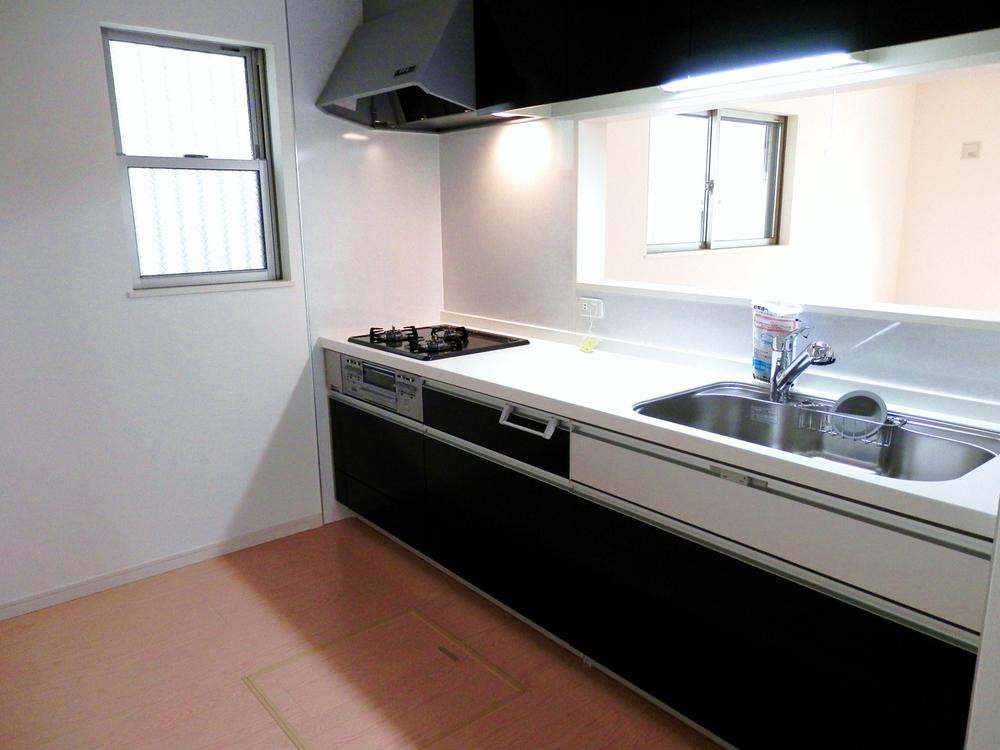 Same specifications photo (kitchen)