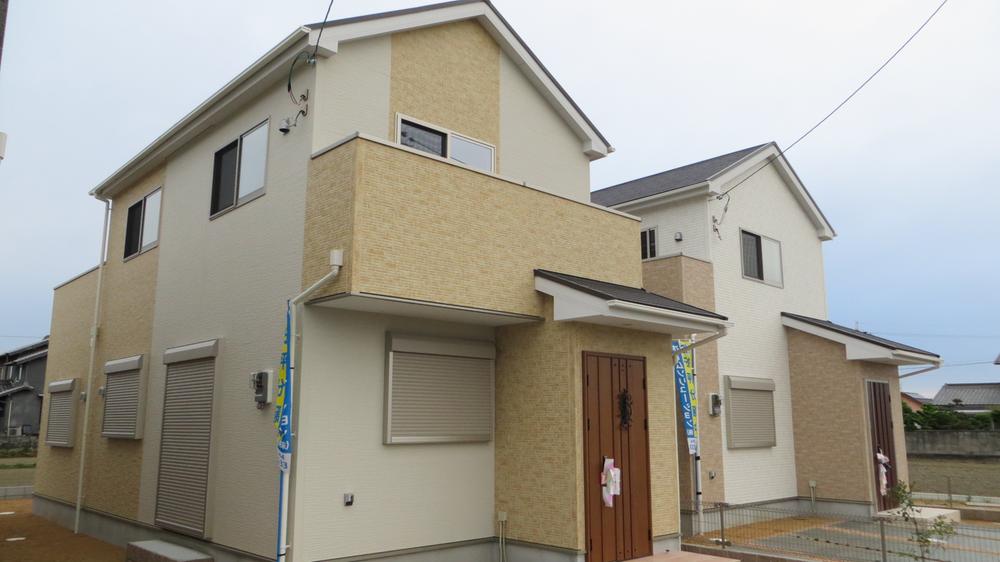 Local appearance photo