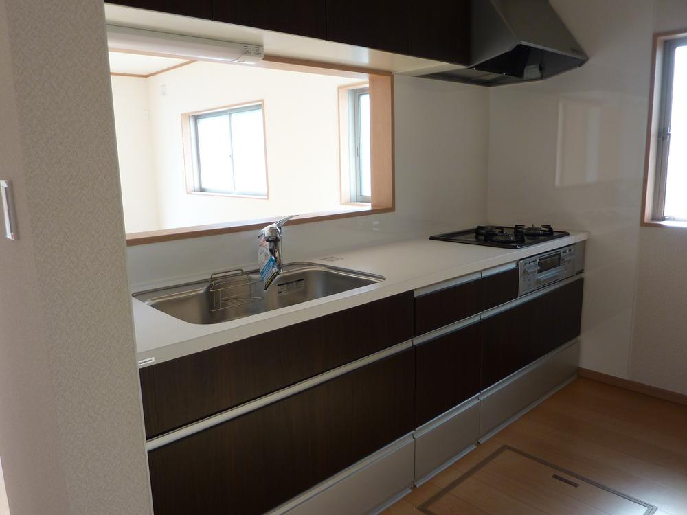 Kitchen. Local (09 May 2013) Shooting