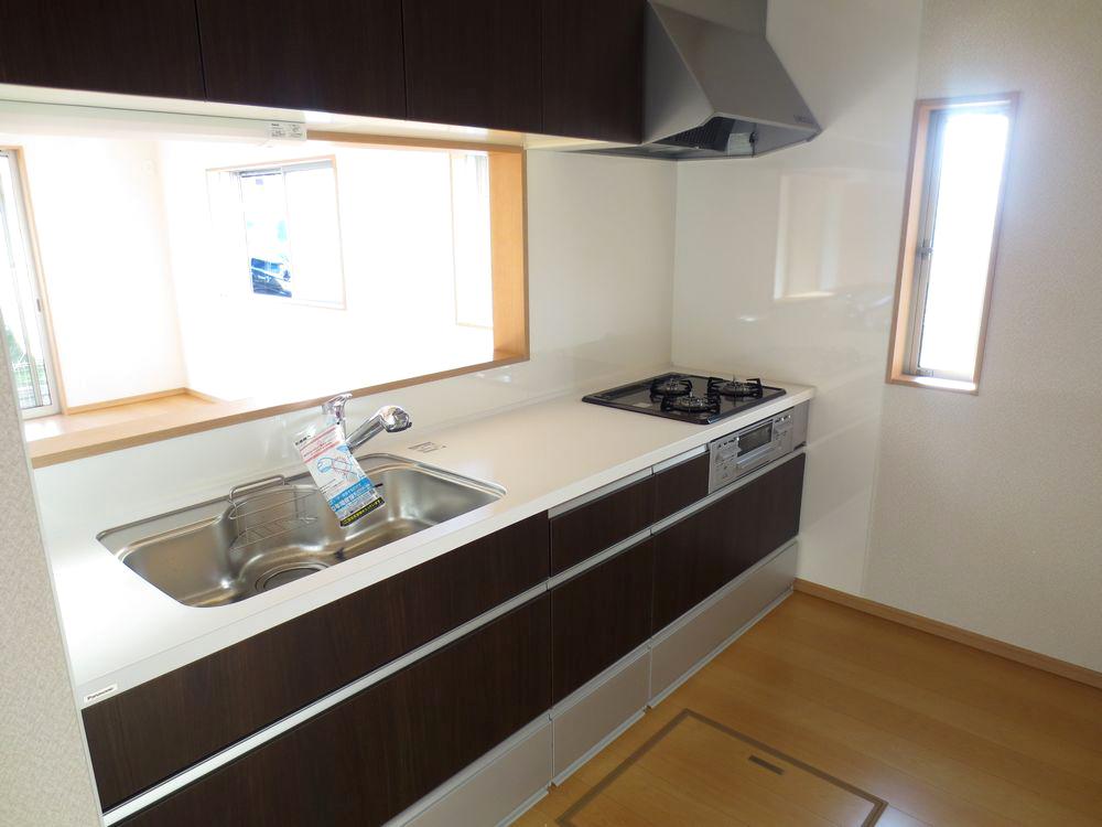 Kitchen.  ■ Faucet is a system kitchen with an integrated water purifier (4 Building kitchen) ■ 