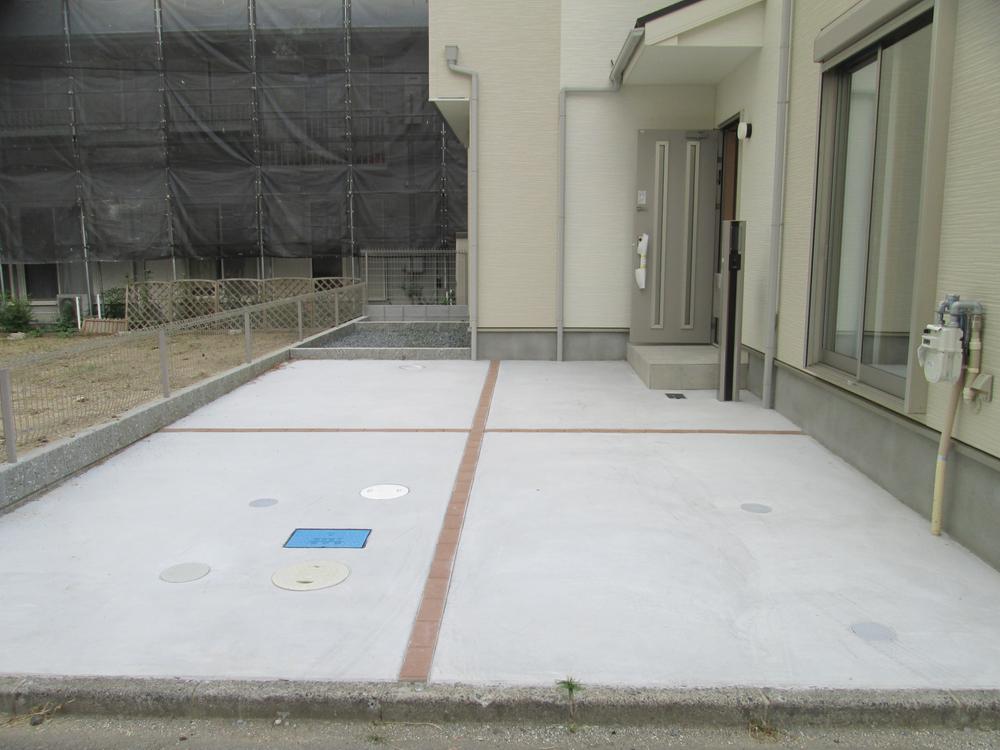 Parking lot. Spacious parking space two possible