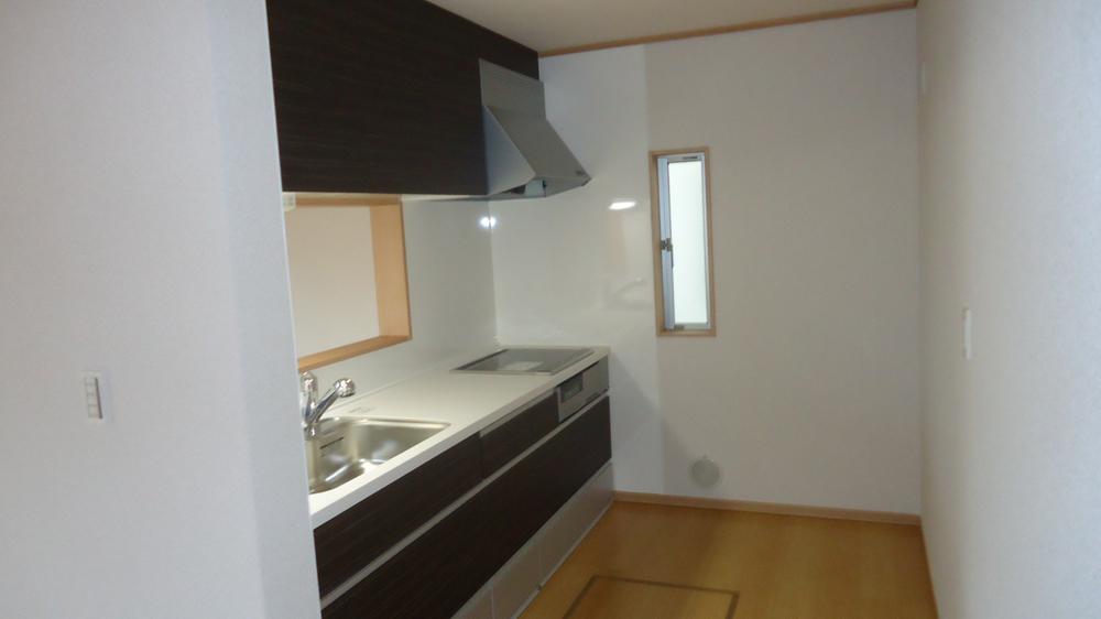 Same specifications photo (kitchen)