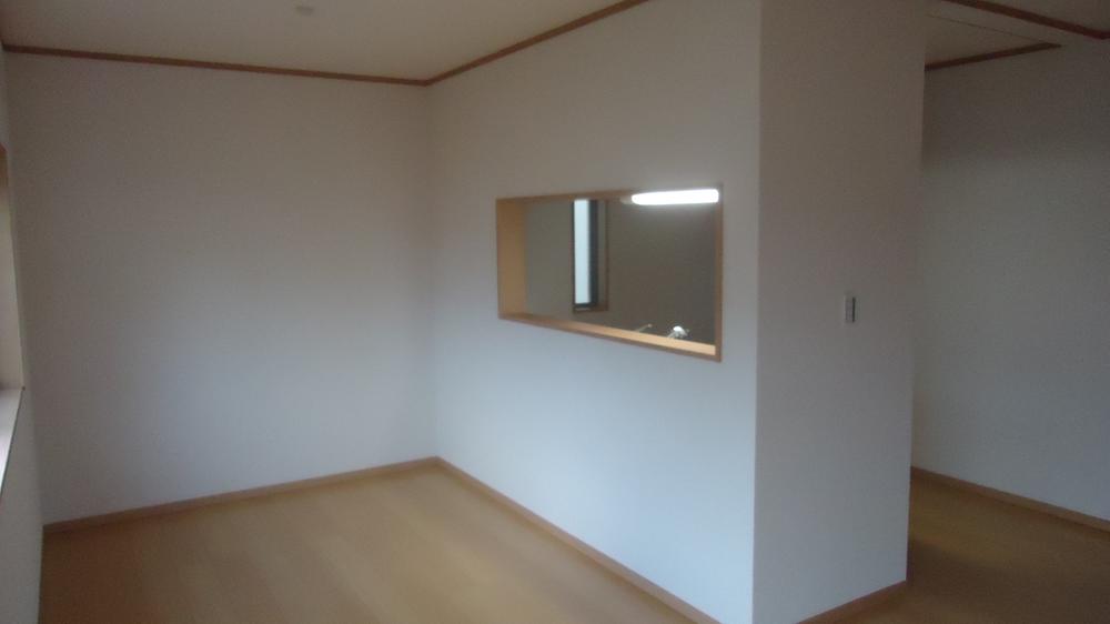 Same specifications photos (living)