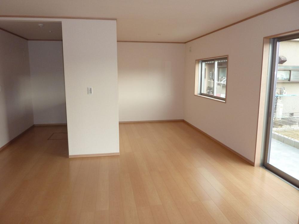 Living. Local (12 May 2013) Shooting