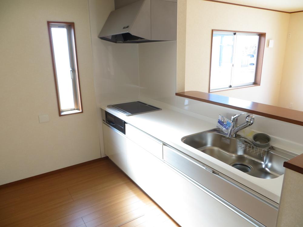 Same specifications photo (kitchen)