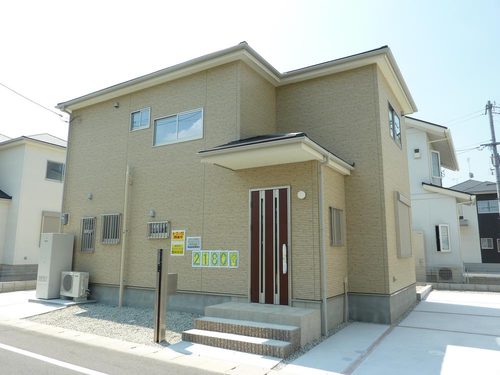 Local appearance photo. Local (September 2013) Shooting