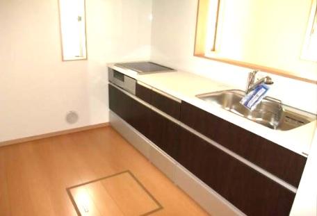 Kitchen. Face-to-face kitchen where you can enjoy a conversation