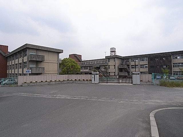 Primary school. Tenri until Municipal Tamba elementary school (elementary school) 1033m