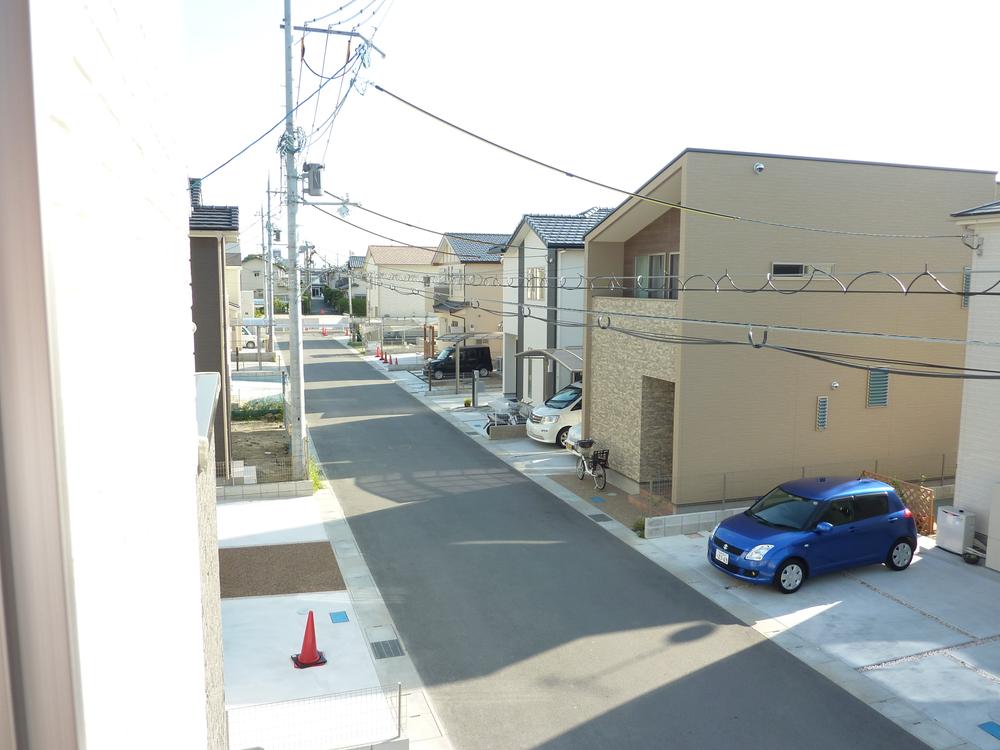 View photos from the dwelling unit. Indoor (September 2013) Shooting