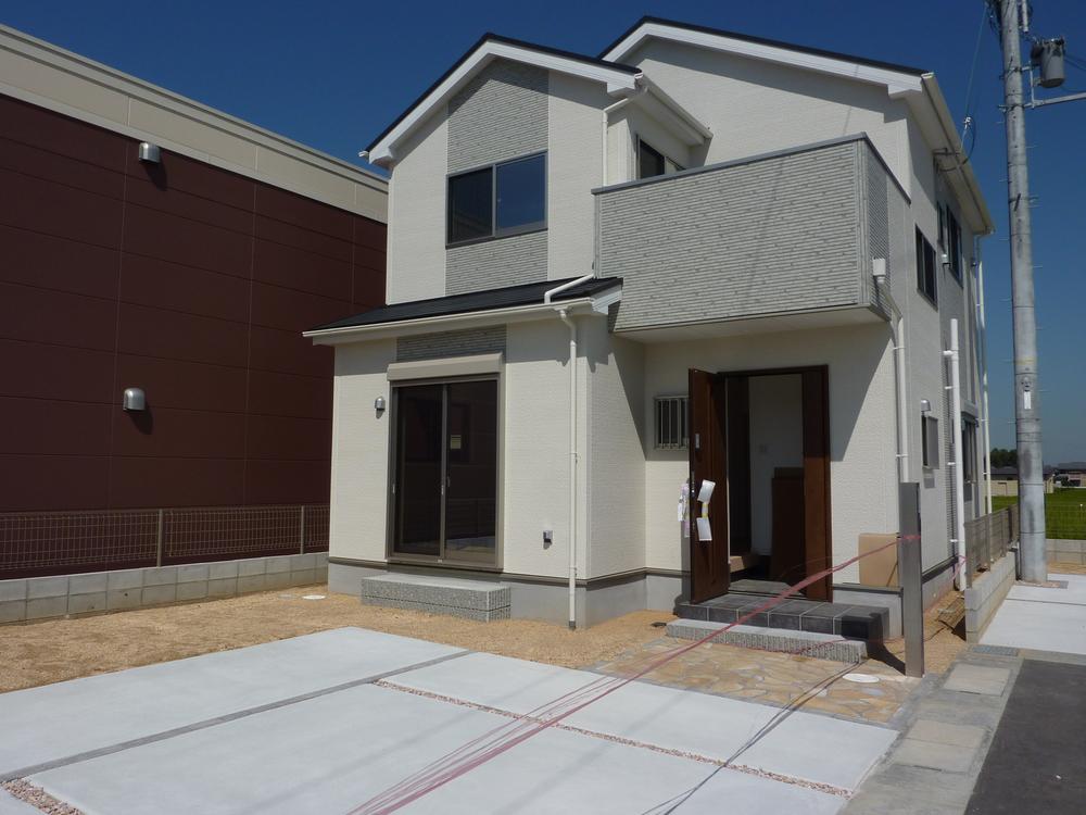 Local appearance photo. Local (September 2013) Shooting