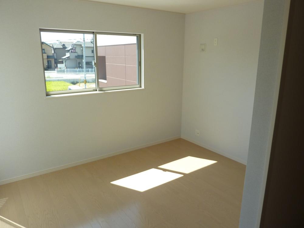 Non-living room. Local (September 2013) Shooting