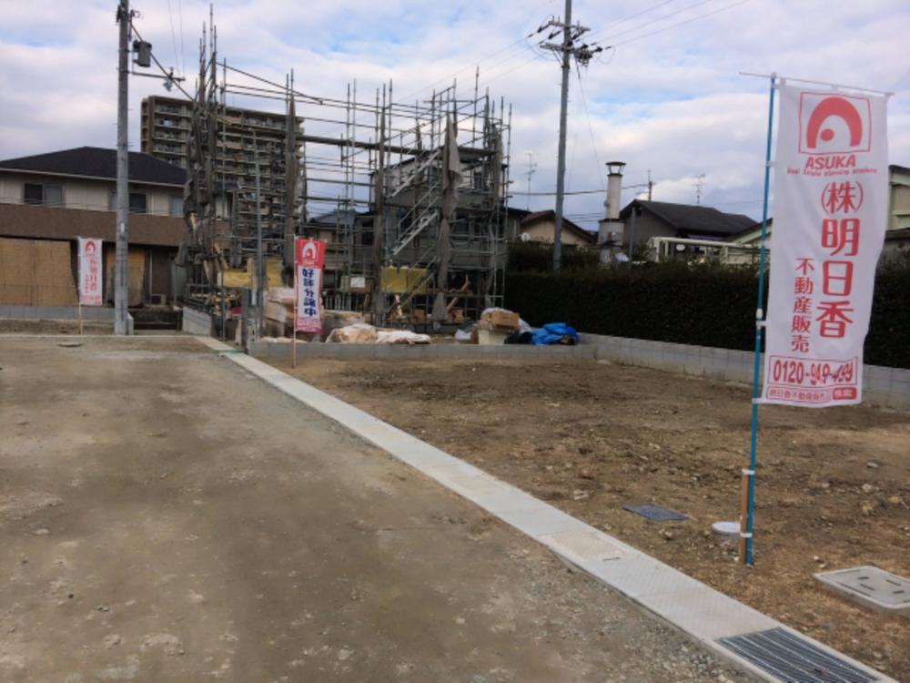 Local land photo. Fulfill the dream of your family free land of "no building conditions"