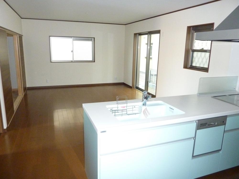 Same specifications photos (living). ( Building) same specification