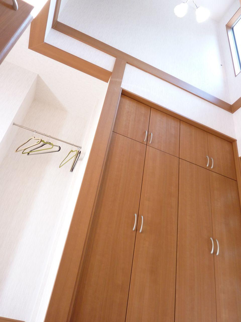 Entrance. Local (10 May 2013) Shooting