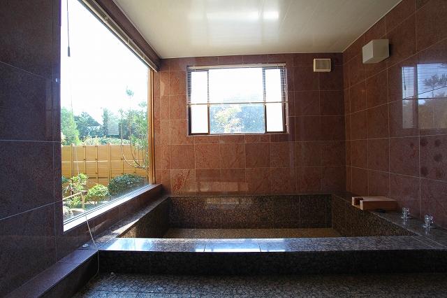 Bathroom. Indoor (12 May 2012) shooting