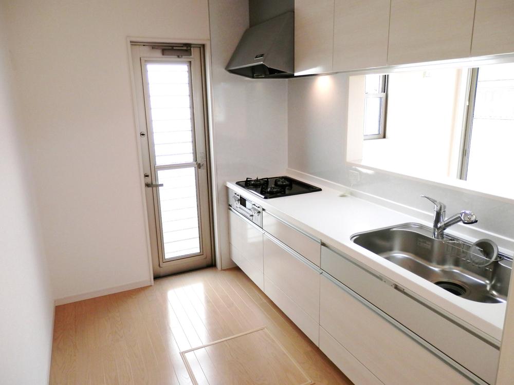 Same specifications photo (kitchen). ( Building) same specification