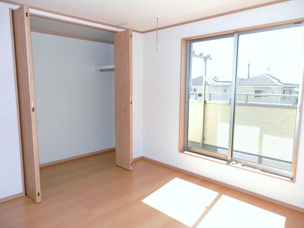 Non-living room. Indoor (September 2013) Shooting