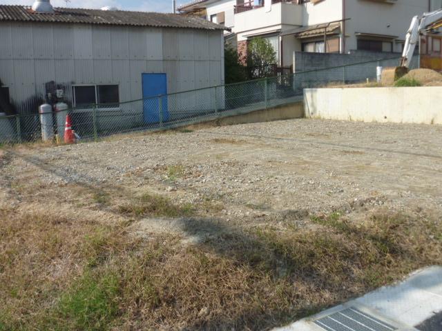 Local land photo. Planning easy corner lot is a point