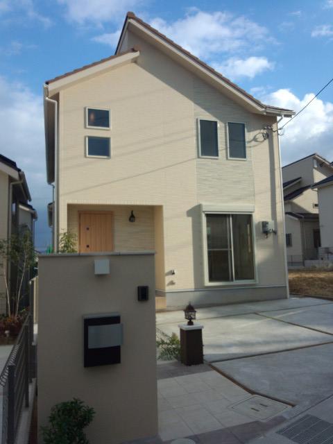 Local appearance photo. Local (12 May 2013) that the shooting outside the 構工 was completed! It is lighted model. 