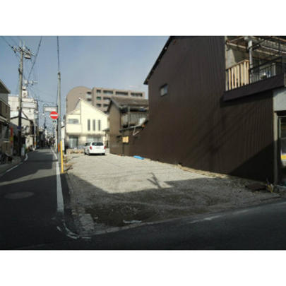 Local land photo. The property and west road