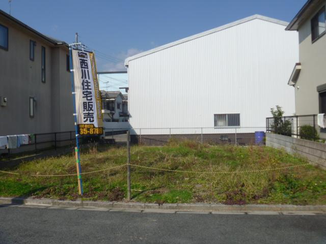 Local land photo. There is also a south contact road of land