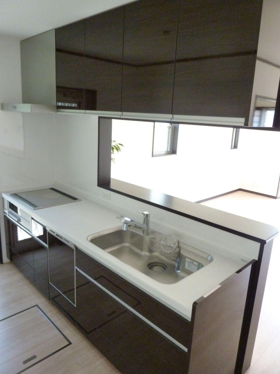 Kitchen. Local (August 2013) Shooting