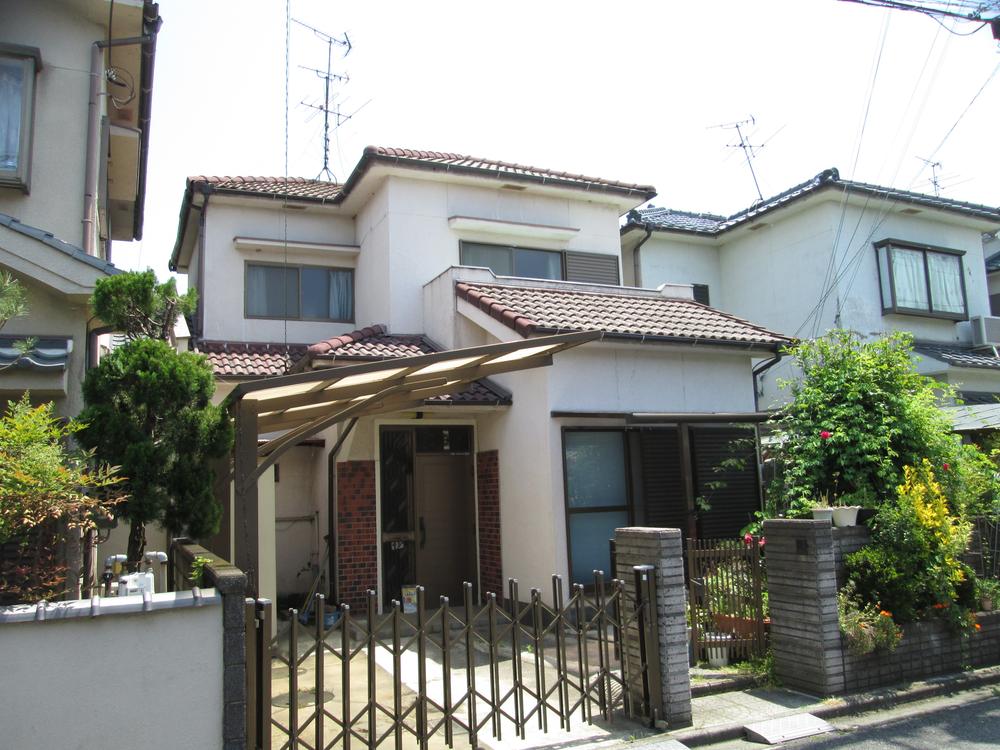 Local appearance photo. Local appearance is a picture.