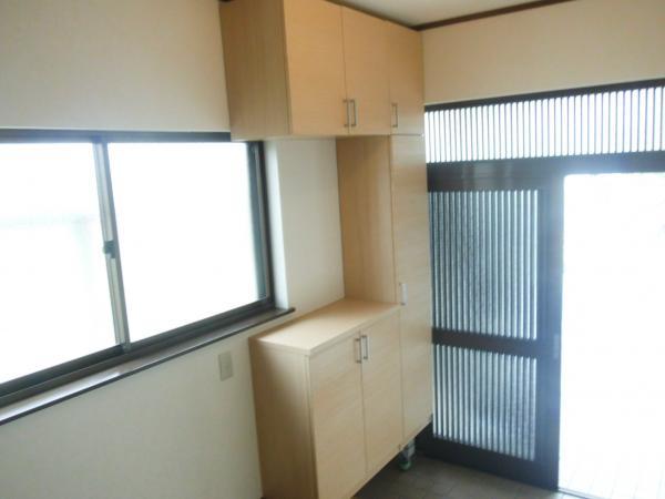 Receipt. We established shoebox