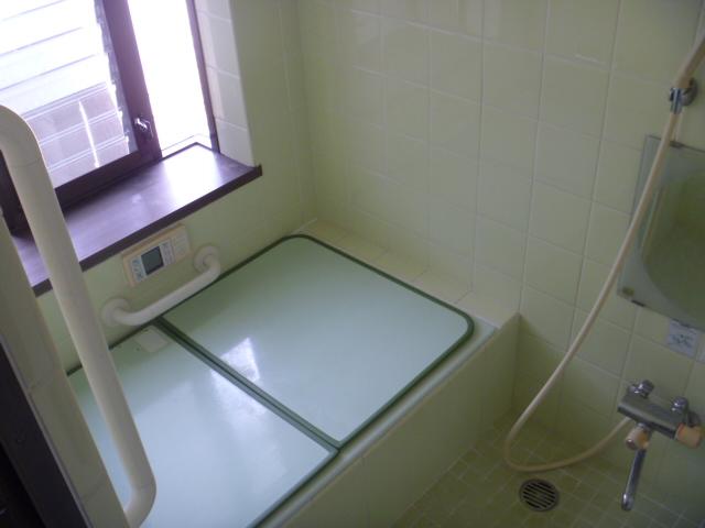 Bathroom. Because the bath is a unit bus, Cleaning is also happy to