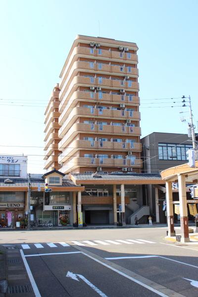 Local appearance photo. Local (11 May 2013) Shooting