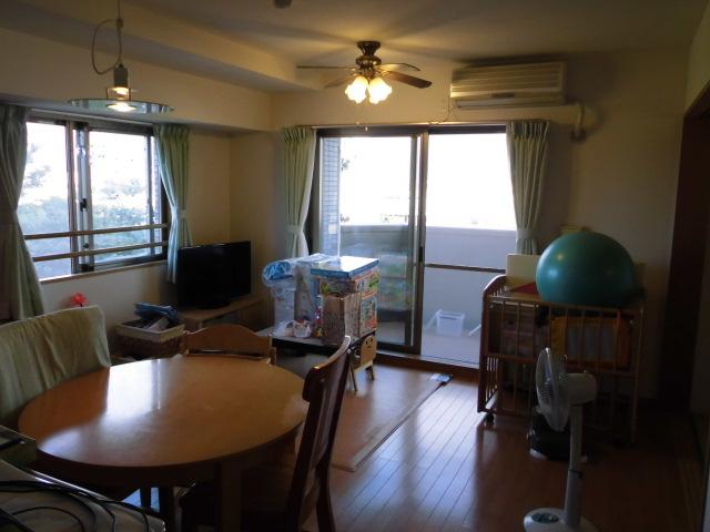 Living. Indoor (July 2013) Shooting