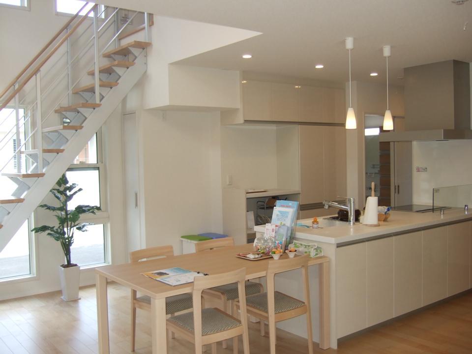 Kitchen. Island type kitchen