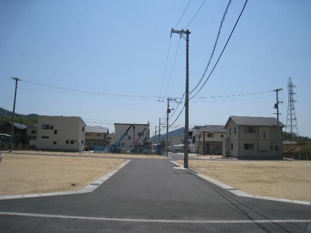 Local photos, including front road. No. 16 destinations direction from the No. 4 place  Local (April 2013) Shooting