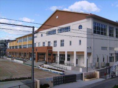 Primary school. Tamashimanagao until elementary school 1250m