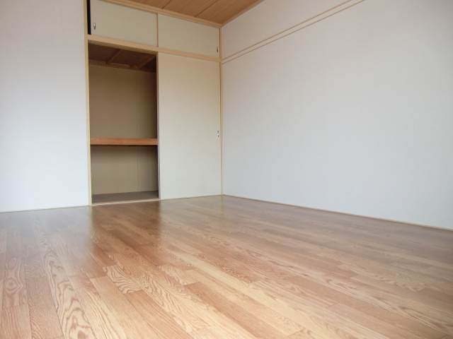Other room space. Western-style 2