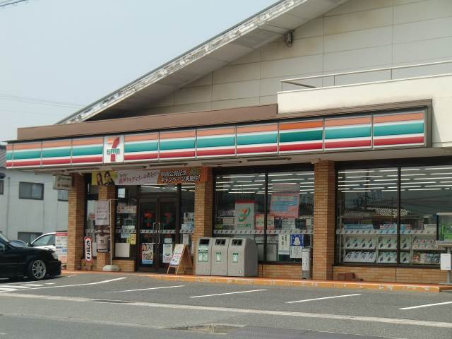 Convenience store. Seven-Eleven 332m to Kurashiki Nishiachi Machiten (convenience store)