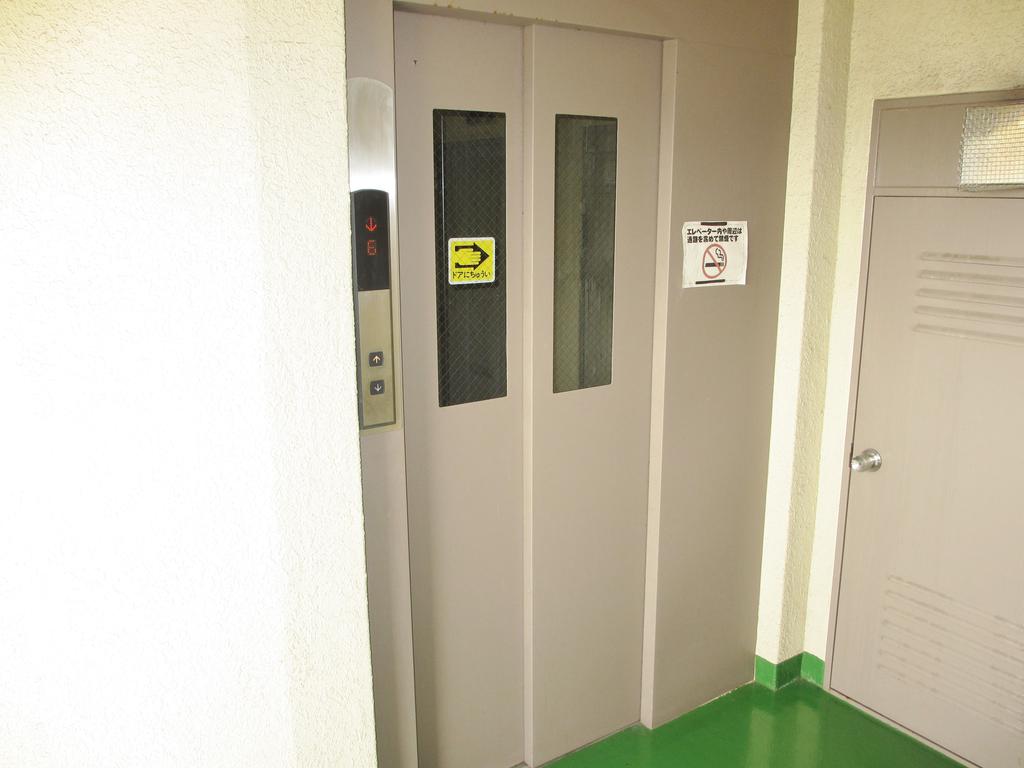 Other common areas. Because during the renovation it will be to reform before the room photo