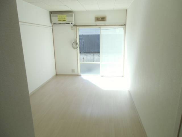 Living and room. Western style room