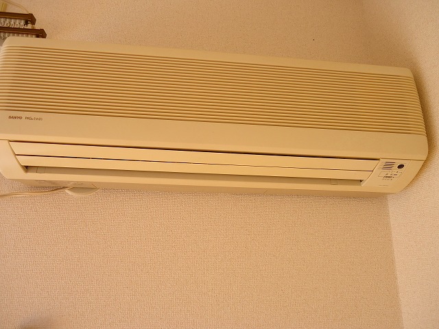 Other Equipment. ※ The image is a thing of the same thing another room that was previously taken.