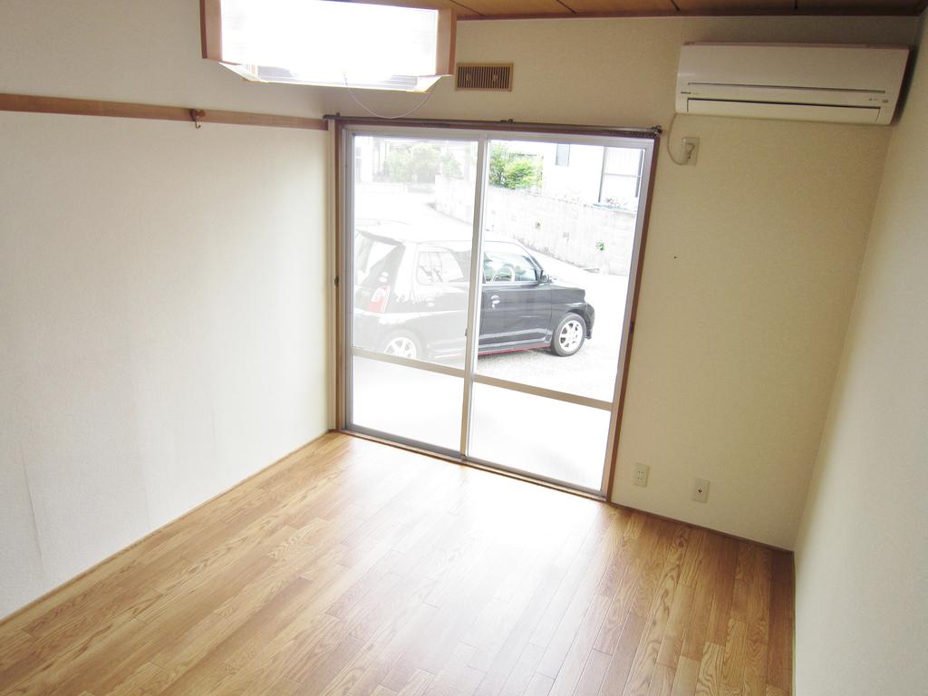 Living and room. (O⌒∇⌒o) (o⌒∇⌒o)