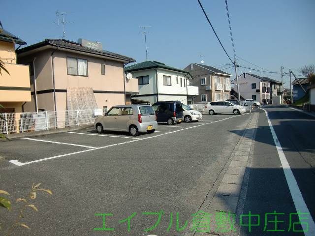 Parking lot. ☆ Is parking!