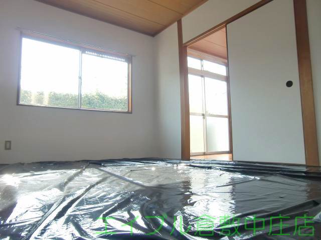 Other room space. ☆ South-facing bright Japanese-style