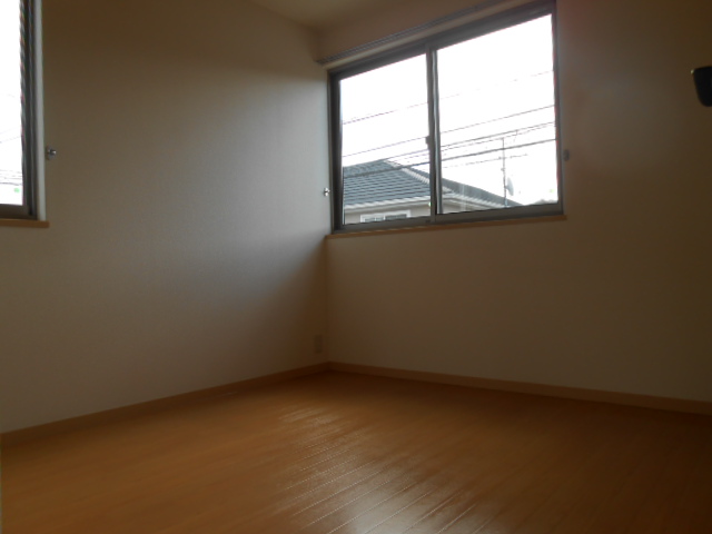 Living and room. Western is!