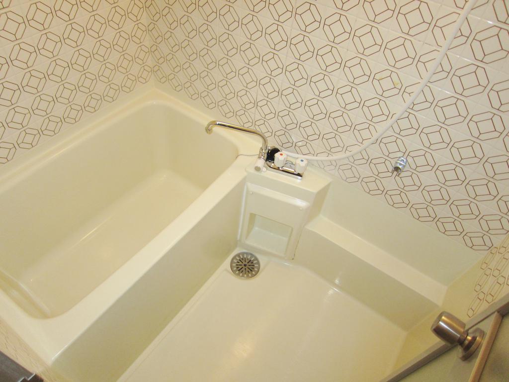 Bath. (*^ 0 ^*)(*^ 0 ^*)(*^ 0 ^*)