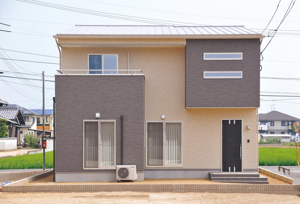 Local appearance photo. Local (09 May 2013) Shooting