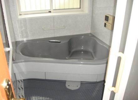 Bathroom. Indoor (12 May 2013) Shooting