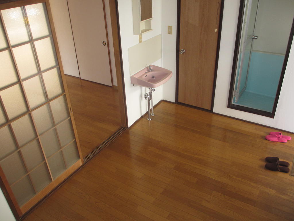 Other room space. (* ⌒O⌒ *) (* ⌒O⌒ *)